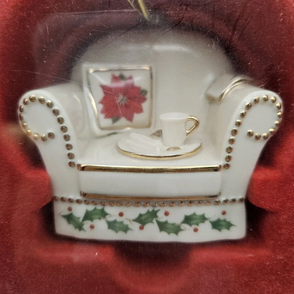 Lenox White & Gold Armchair Christmas Ornament Holly Poinsettia Teacup